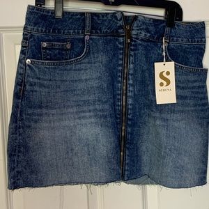 Serena brand stonewashed jeans skirt - New with tag.